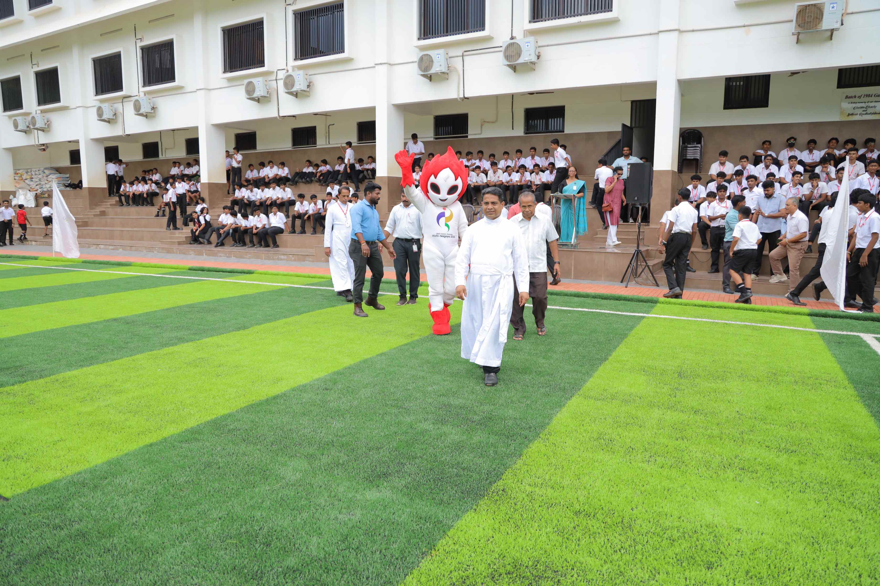 LOYOLA SCHOOL